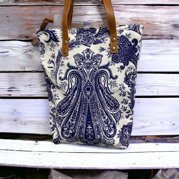 Navy paisley on white Midi tote