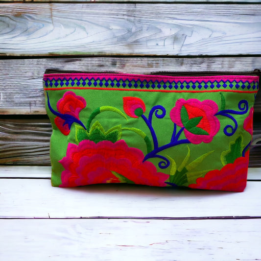 Floral Embroidered Clutch